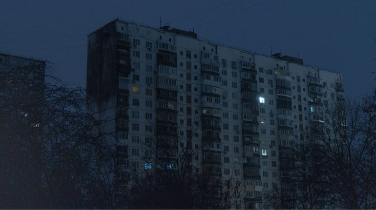 В Україні 19 лютого цілодобово діятимуть графіки відключення світла