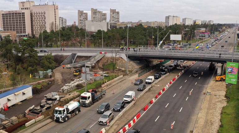 У Києві відкрили важливий шляхопровід після ремонту