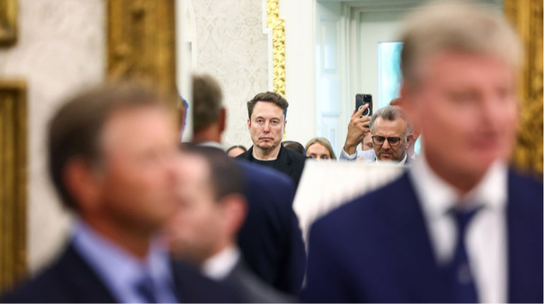 Маск предупреждает: Tesla ждут тяжелые кварталы из-за политики Трампа