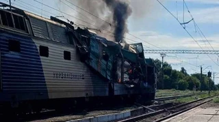 В Днепропетровской области россияне обстреляли пассажирский поезд