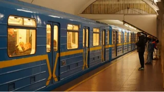 Нові правила тривог у Києві: метро працюватиме інакше, наземного транспорту стане більше