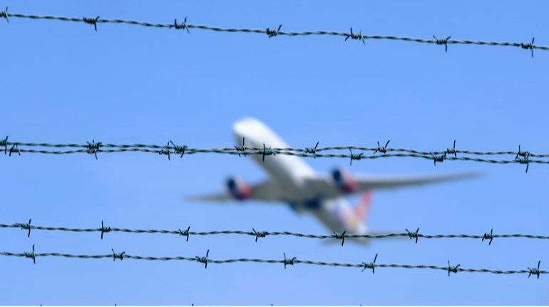 Акції Boeing обвалилися після катастрофи літака в Індії