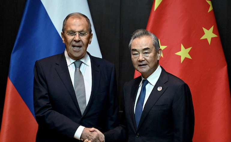 Китай продолжает выступать против санкций в отношении РФ