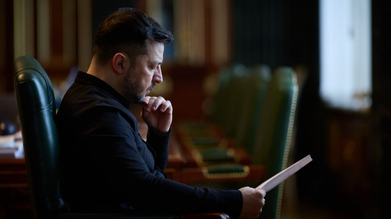 Зеленский подписал закон об упрощении документооборота для бизнеса