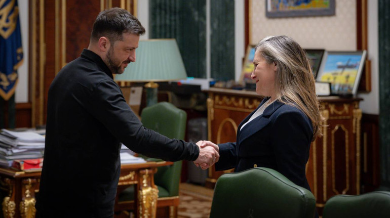 Зеленский назначил экс-министра финансов Канады советником по экономическим вопросам