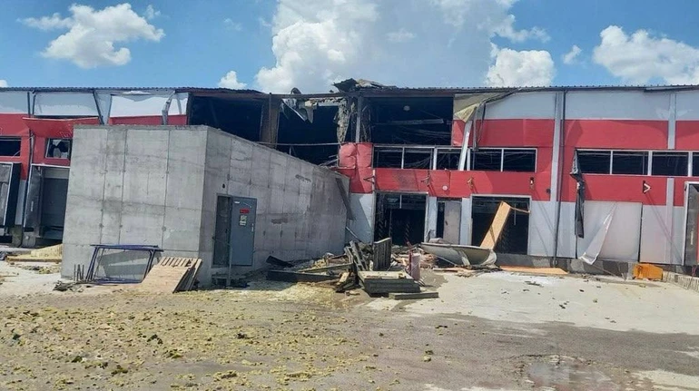 Россияне атаковали терминал Новой почты в Запорожье
