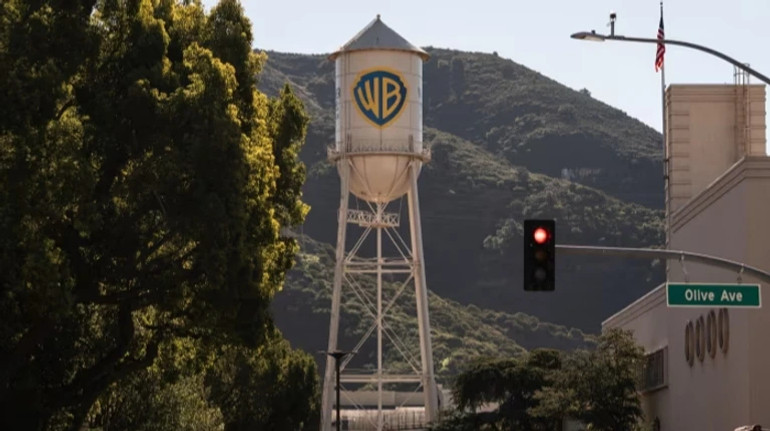 Paramount намагається перешкодити злиттю Warner Bros. і Netflix