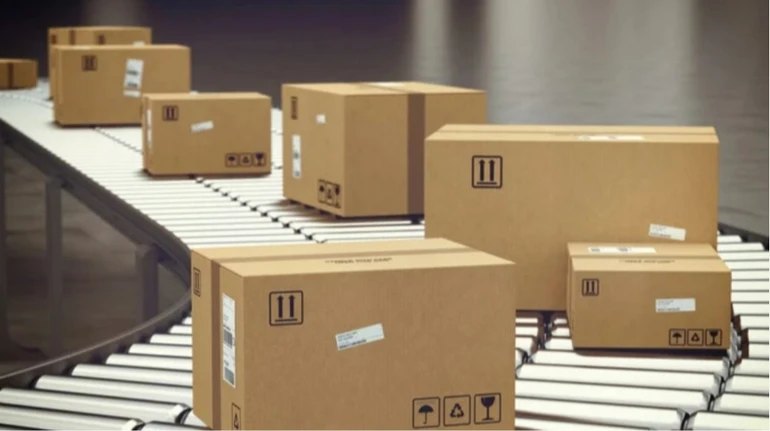Удар по Temu та AliExpress: ЄС наклав мито у 3 євро на кожну посилку з Китаю
