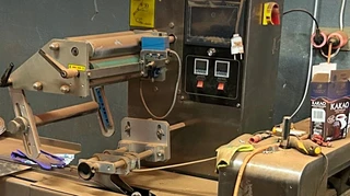 На Львівщині викрили підпільне виробництво кондитерки під відомим брендом