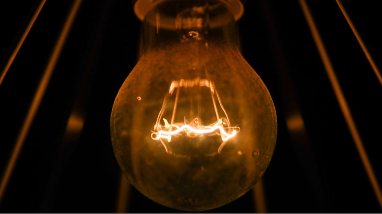 Энергетики сообщили о графиках отключения света в канун Нового года