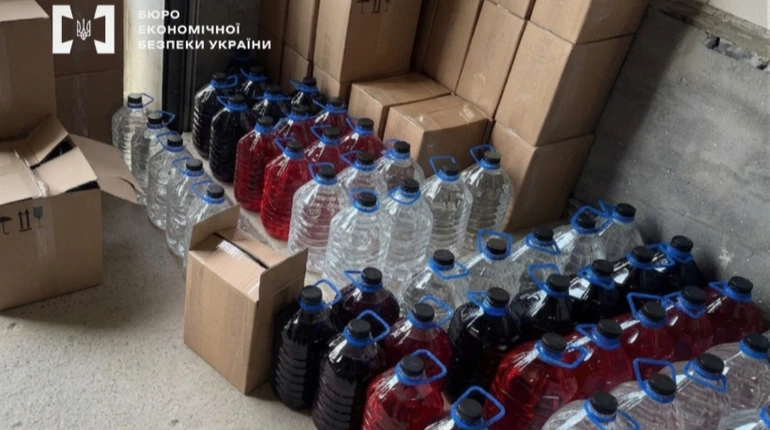У Тернополі викрили масштабне виробництво контрафактного алкоголю під виглядом відомих брендів