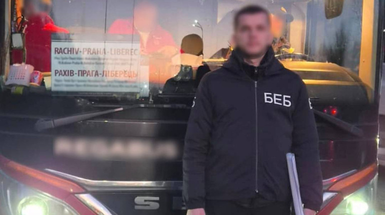 Міжнародного перевізника викрили на ухиленні від сплати податків