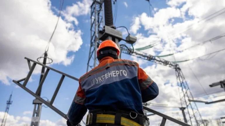 Внаслідок бойових дій без світла залишилася частина споживачів у трьох областях