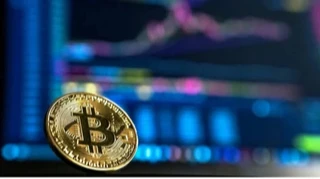 Криптовалюта подешевшала на тлі війни у Ірані  – Bloomberg