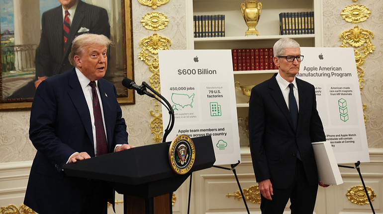 Дональд Трамп угрожает 100% пошлиной на иностранные чипы