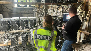 Полиция разоблачила майнинг-фермы, которые обокрали электропоставщика на 9 миллионов гривен