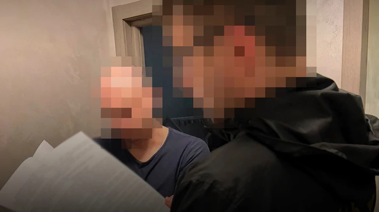 Масштабная схема с зерном в государственной корпорации: трех подозреваемых взяли под стражу