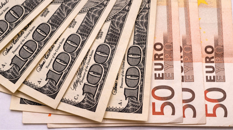 Нацбанк показав курс долара і євро на четвер 30 жовтня