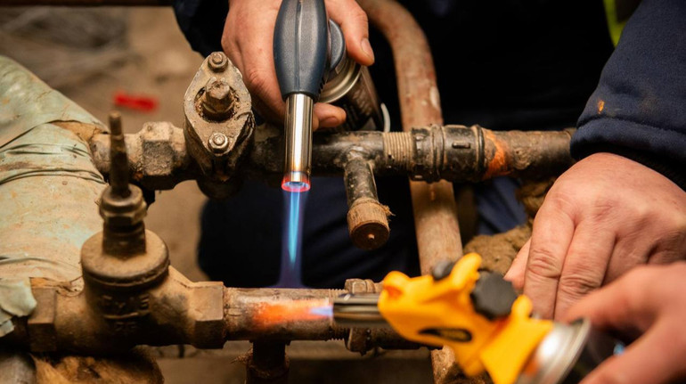 В Днепровском районе столицы начали возвращать тепло в дома