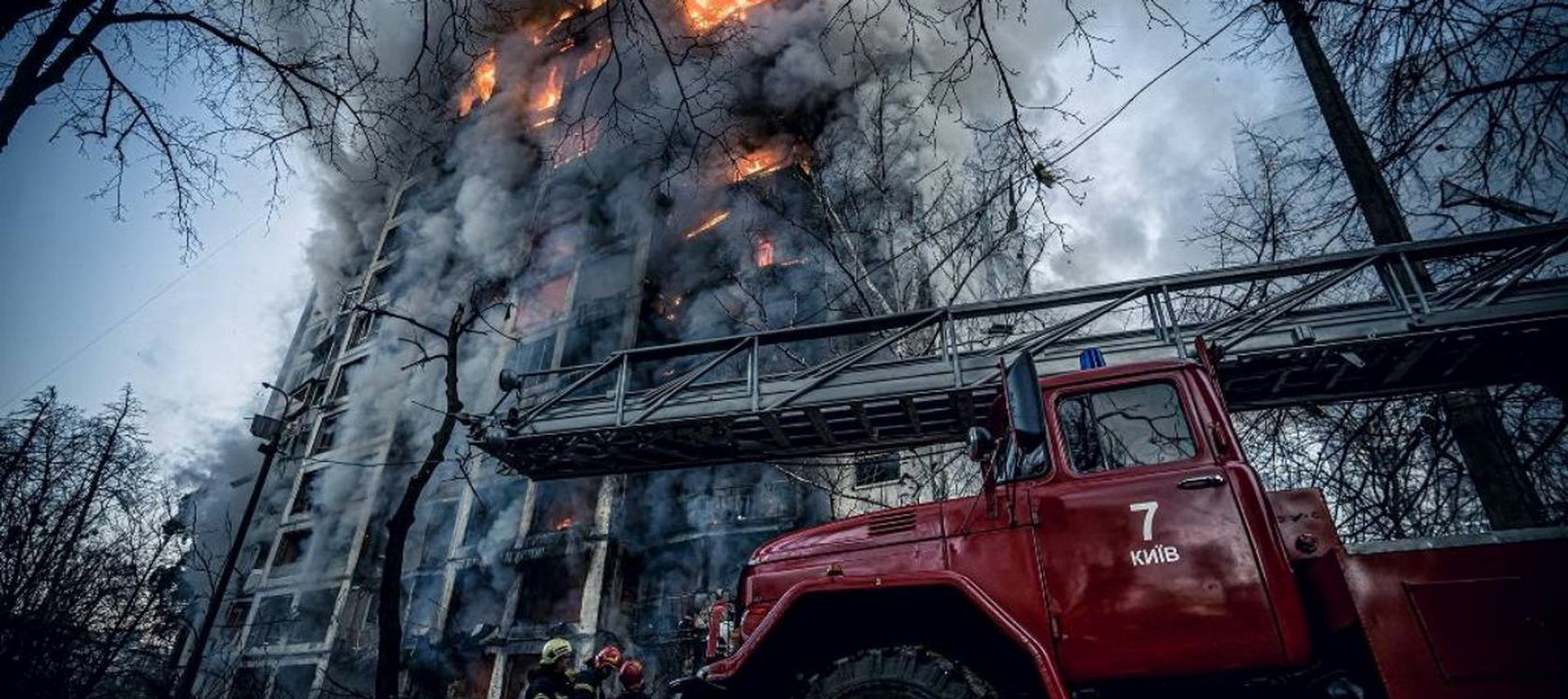 Трьохсоті багатоповерхівки. Як відновлюють пошкоджені росіянами будинки в Києві