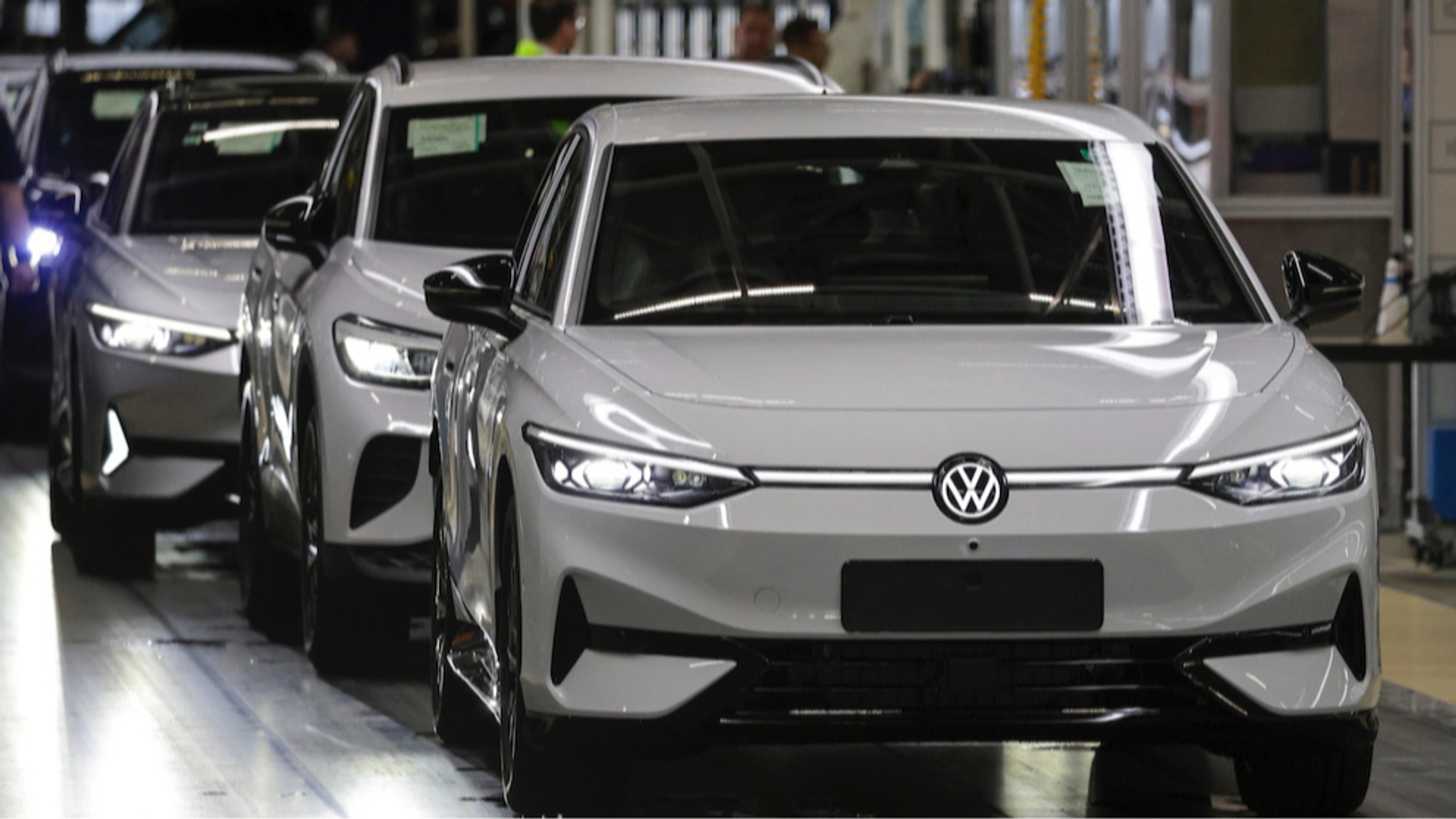 Volkswagen погодив план скорочення 50 000 робочих місць