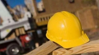 Порушення правил безпеки: директора фірми оштрафували за загибель працівника на будівництві