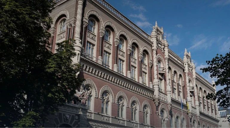 Нацбанк вперше за рік купив валюту на міжбанку