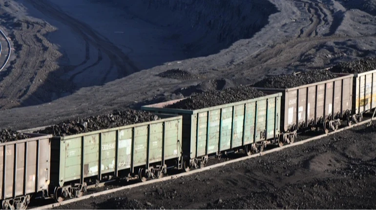 Російський уряд очікує на крах 60 вугільних компаній