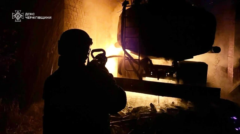 Росіяни майже щодня б’ють по АЗС на Чернігівщині – голова ОВА