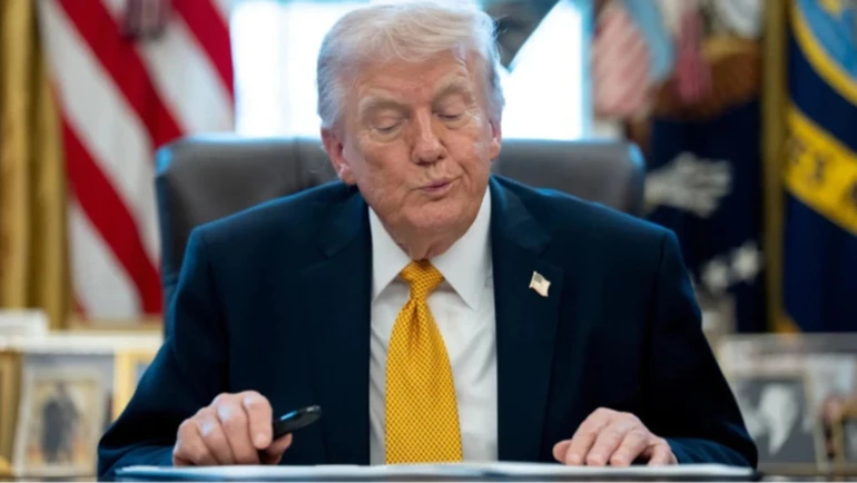 ЗМІ: у Трампа тиснуть на американські компанії, що б ті приймали російський дизель