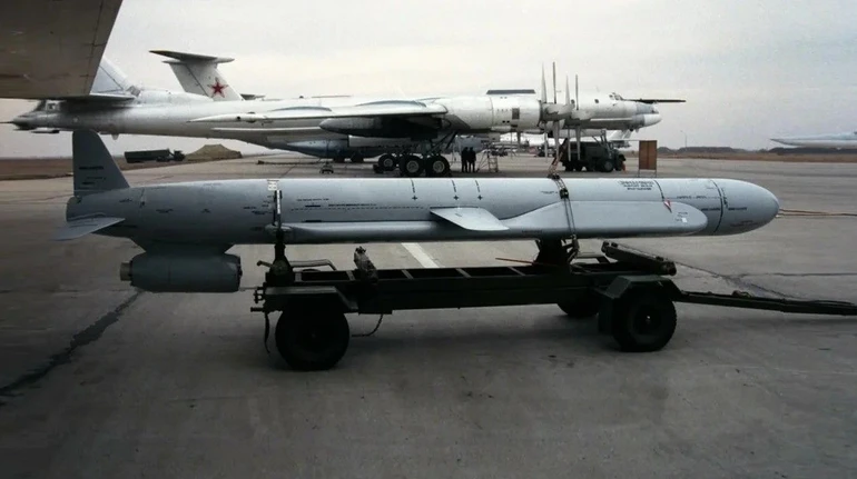 Российские ракеты, атаковавшие Киев имели более 100 комплектующих с Запада - FT