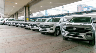 Німеччина передала Укрзалізниці перші 13 автівок