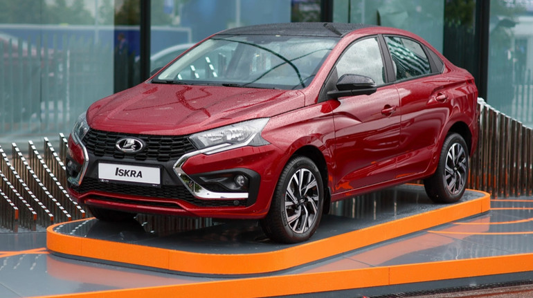 Брак запчастин: АвтоВАЗ не зміг запустити масове виробництво нової Lada