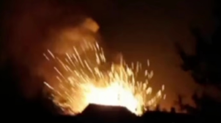 На Кубани РФ из-за атаки дронов загорелась нефтебаза из-за атаки дронов