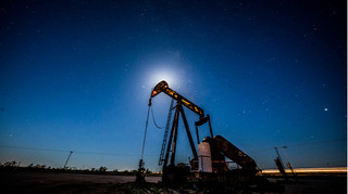 JP Morgan говорит о вероятности падения цены на нефть до $30