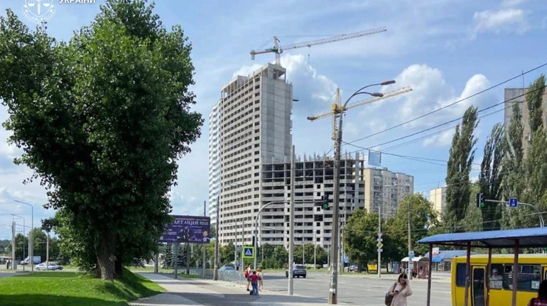 У Києві прокурори викрили оборудку будівельної компанії