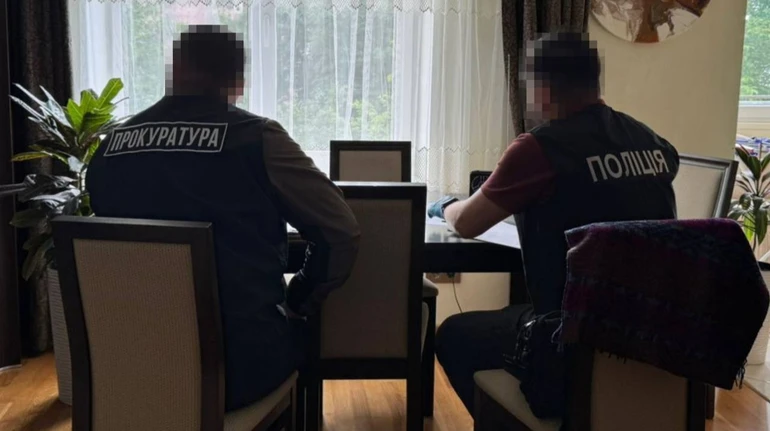 Десятки миллионов гривен социальных выплат родственникам: правоохранители раскрыли махинации в Дрогобычской РГА