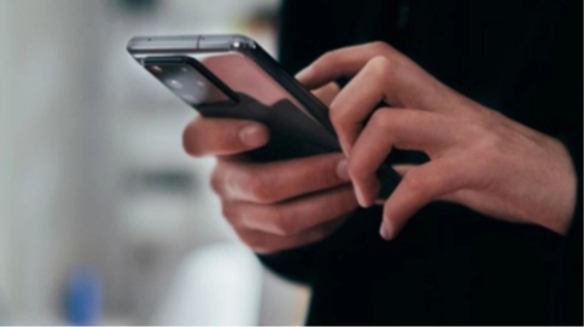 Світові продажі смартфонів скоротився на 7 відсотків