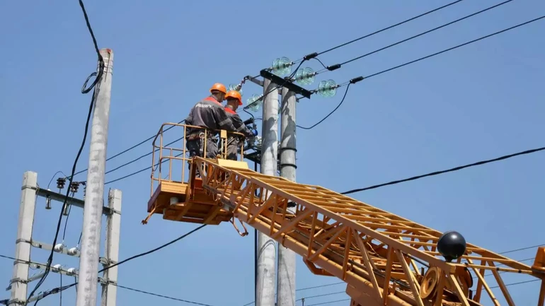 У прифронтових і прикордонних регіонах України – нові знеструмлення