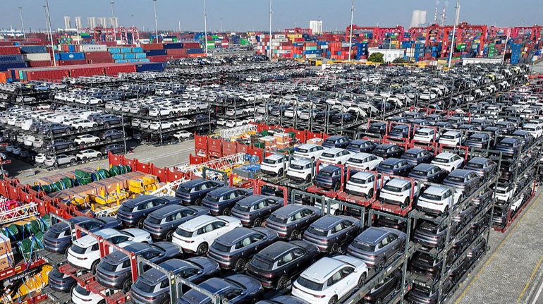 Українці купили майже 9,5 тисяч вживаних авто із США за 2026 рік: найпопулярніші моделі