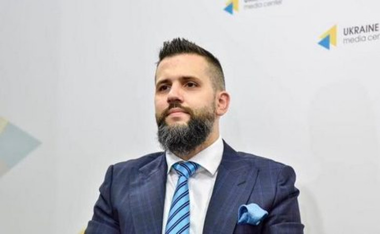 Новини 16 квітня: суперечка між тютюновим гігантом та податковою, перемога Укрнафти над Росією, Нефьодов