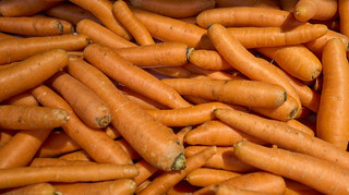 Морква в Україні подешевшала: скільки вона зараз коштує