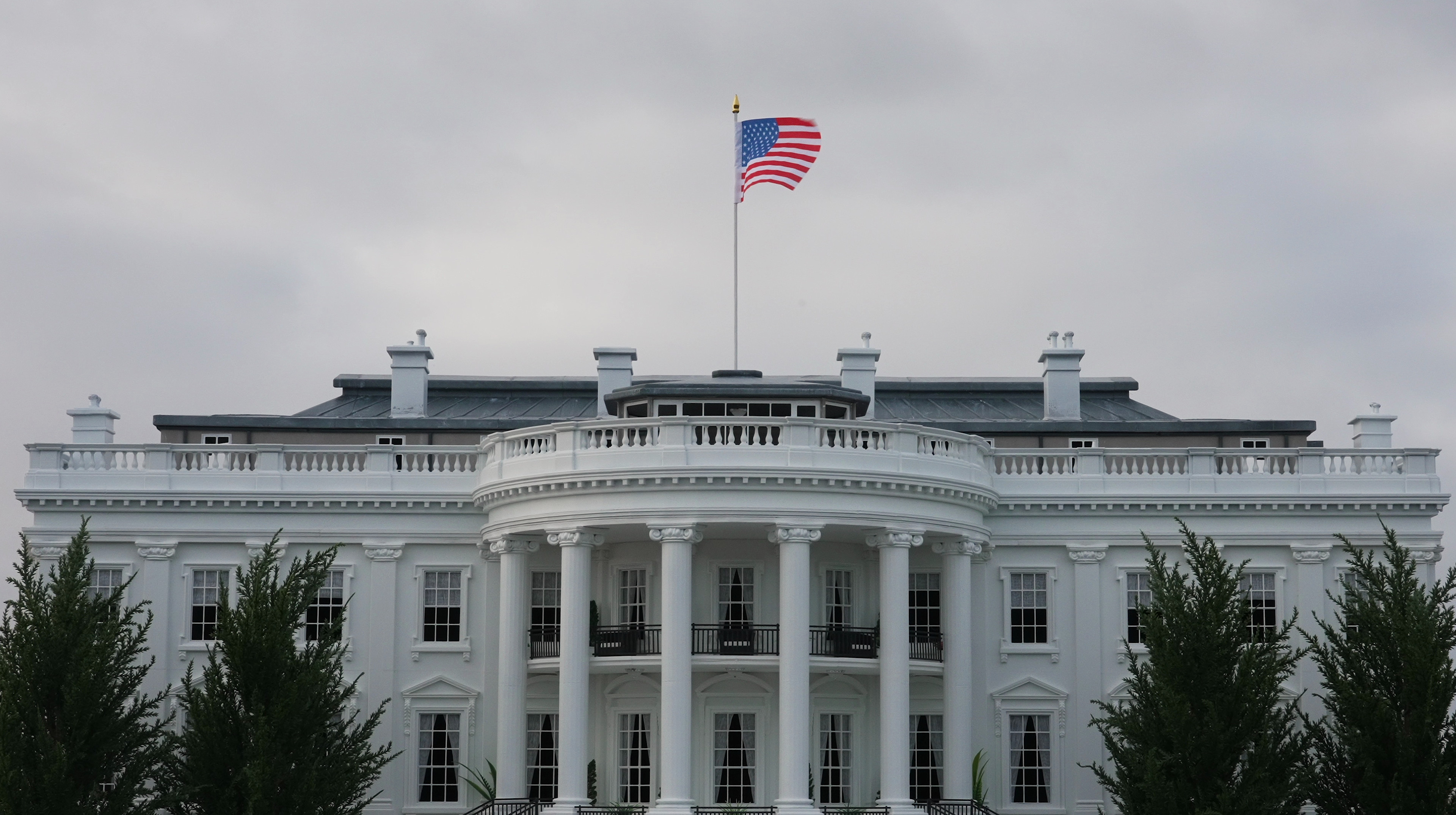Мита на Індію лише початок економічного тиску США на нафту РФ – Bloomberg