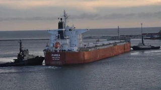 Зеленский заявил, что Россия усилит давление на морской зерновой коридор