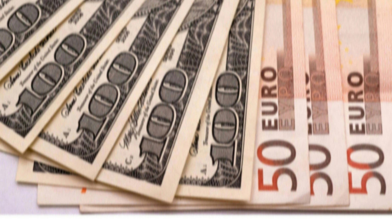 Нацбанк показал курс доллара и евро на четверг 26 февраля