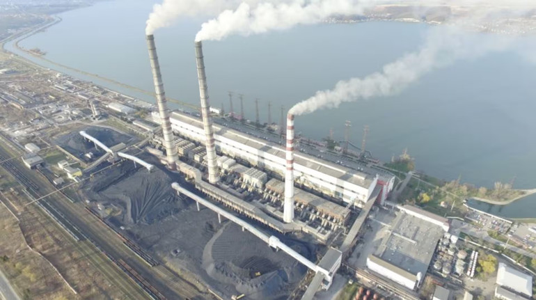 В результате обстрелов РФ Бурштынская ТЭС на нуле