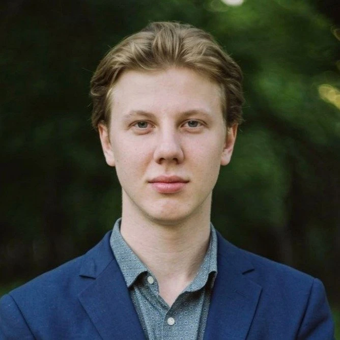 Роман Берлинец