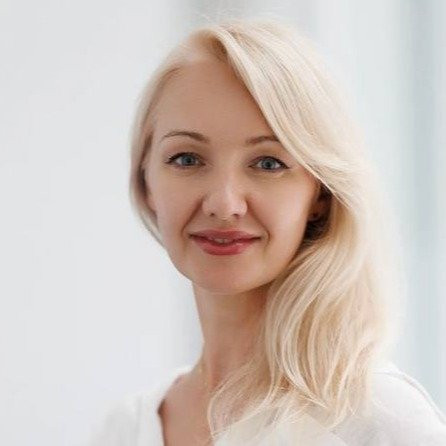 Елена Николаенко