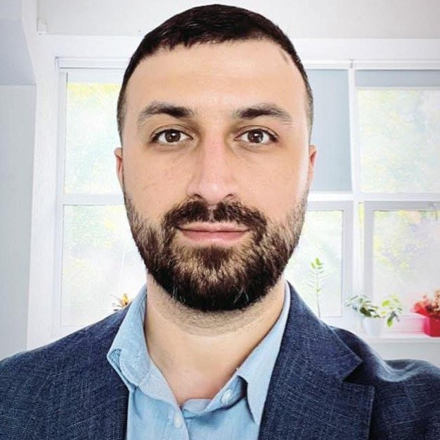 Дмитро Обухов