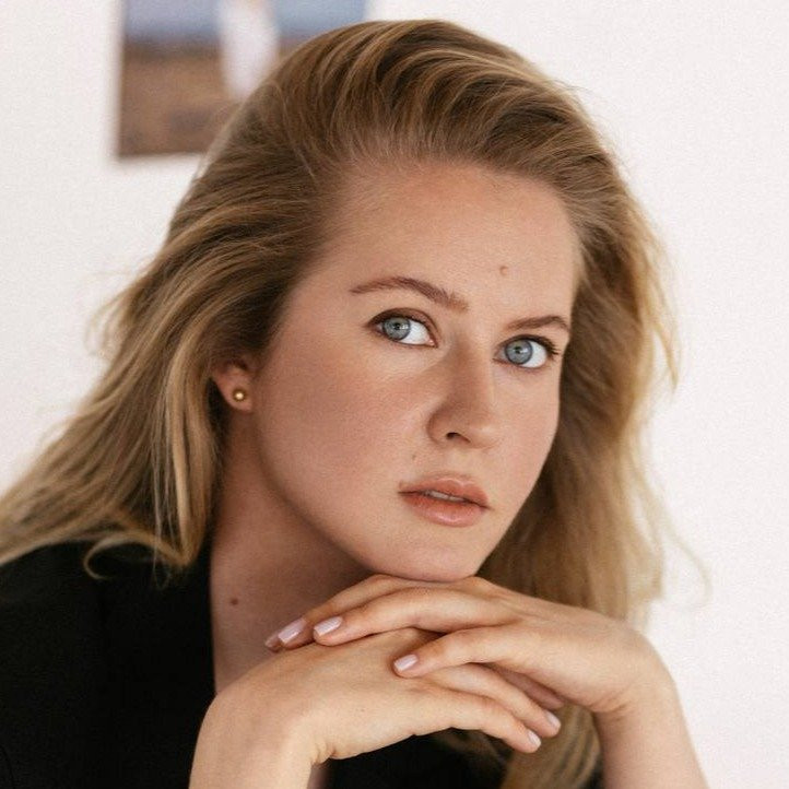 Анна Романенко